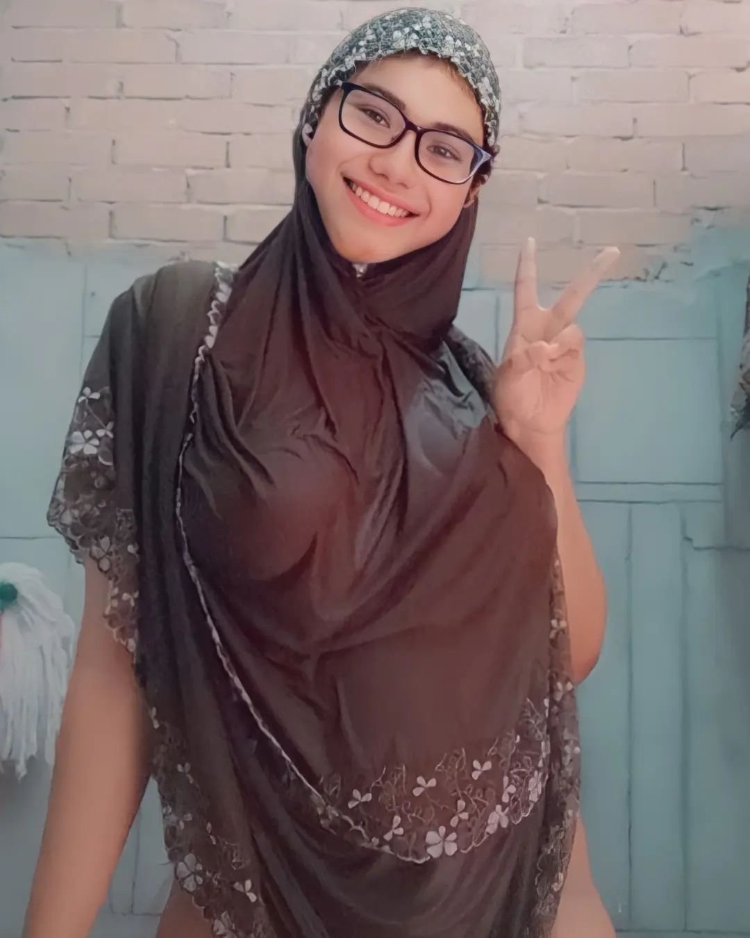 20 Bök3p Viral SMA on Social Media in 2026 Kacamata Mukenah Hitam Ukhti Masih Orisinil Belajar Bareng Om Agar Bispaaak Wiwik of All Time Trending